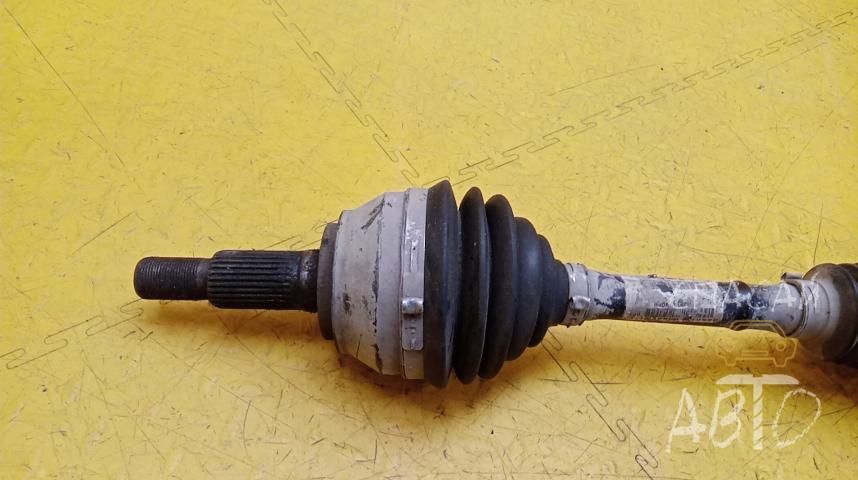 Porsche Cayenne Полуось передняя (привод)