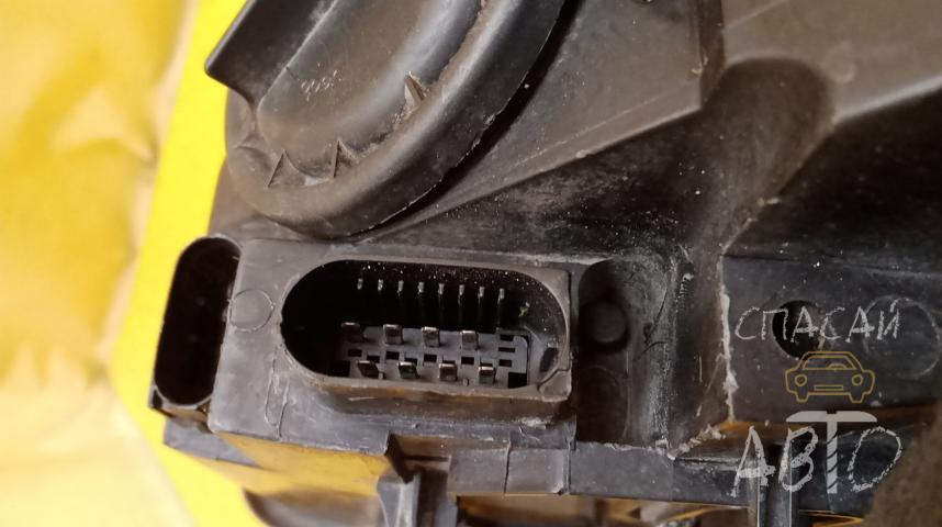 Mercedes-Benz W221 S-klass Фара правая