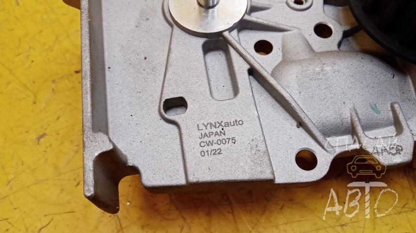 Renault Logan I Насос водяной (помпа)