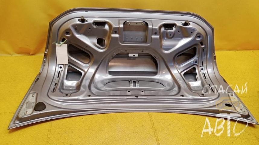 Audi A6 (C4) Крышка багажника