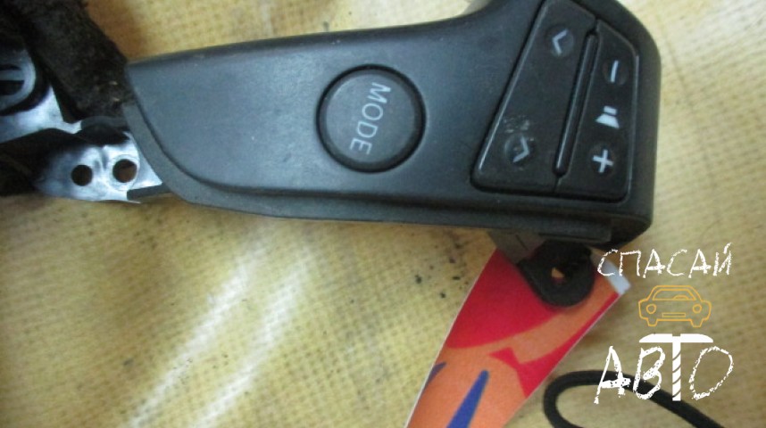Toyota Avensis II Кнопка многофункциональная - OEM 8425020010