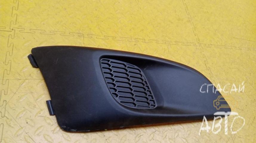 Chevrolet Aveo (T200) Решетка в бампер