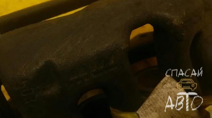 Peugeot 407 Суппорт передний