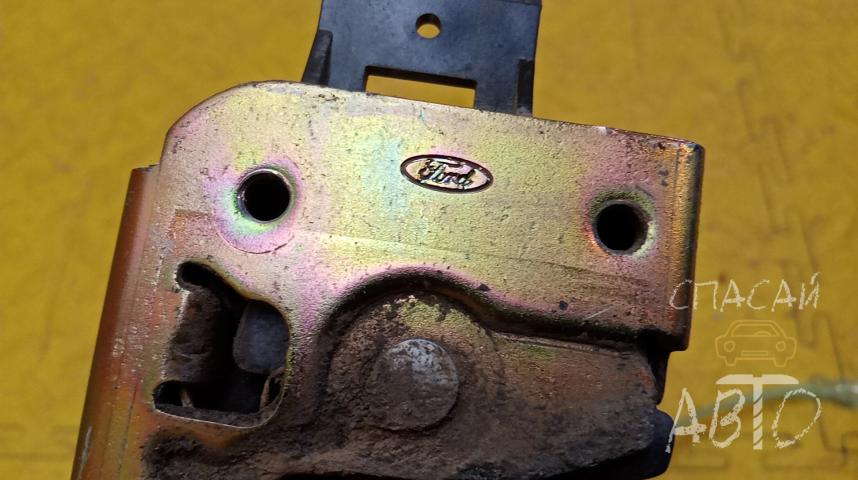 Ford Focus I Замок двери задней левой