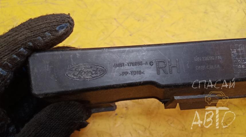 Ford Focus II Кронштейн переднего бампера