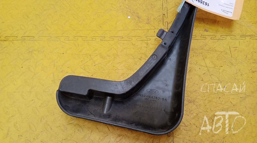 Ford Focus II Брызговик передний