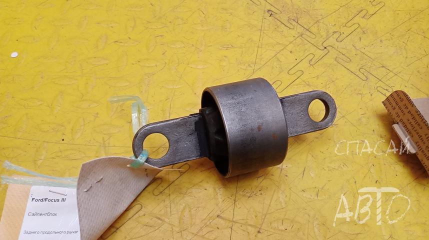 Ford Focus III Сайлентблок