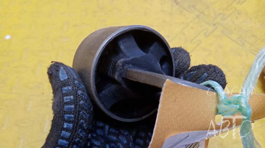 Ford Focus III Сайлентблок