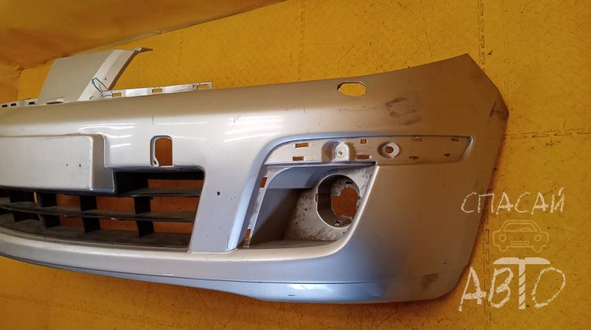 Nissan Tiida (C11) Бампер передний