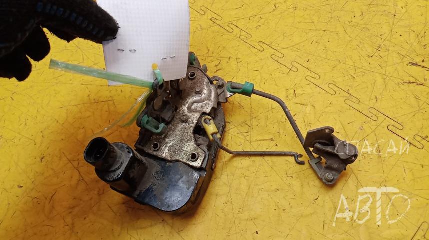 Jeep Grand Cherokee (ZJ) Замок двери передней левой