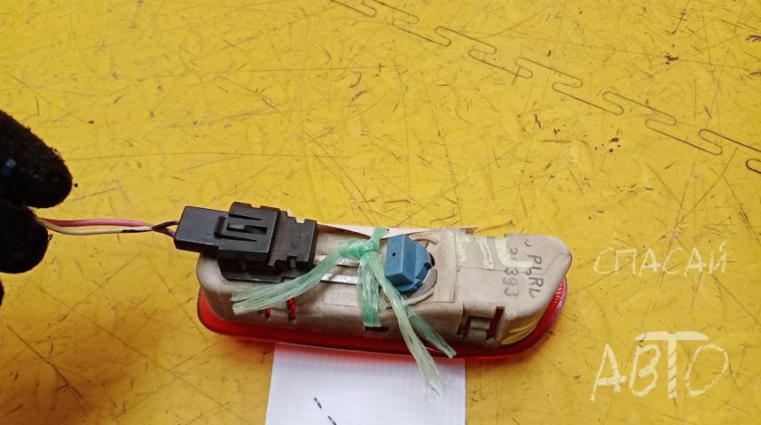 Jeep Grand Cherokee (ZJ) Плафон салонный