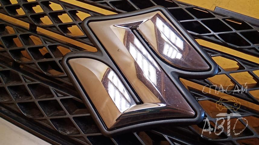 Suzuki Grand Vitara Решетка радиатора