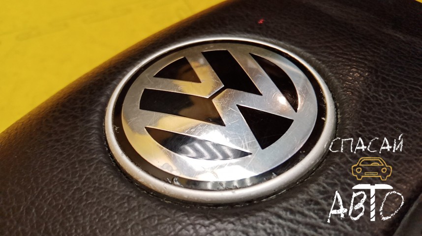 Volkswagen Passat (B5+) Подушка безопасности в рулевое колесо - OEM 1J0880201E4EC