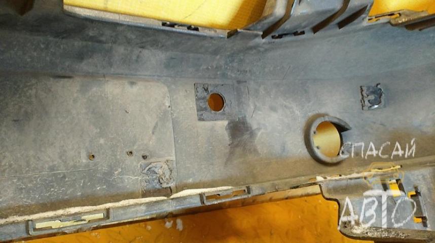 Volkswagen Polo (Sed RUS) Бампер передний
