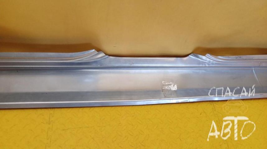Nissan Primera (P11) Порог правый