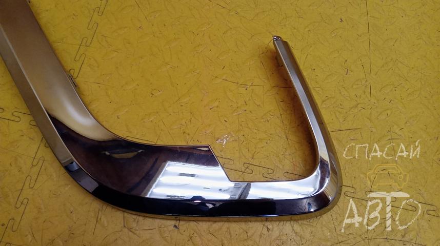 VAZ X-Ray Накладка переднего бампера