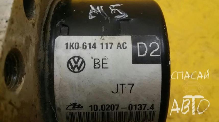 Skoda Octavia (A5 1Z-) Блок ABS (насос)