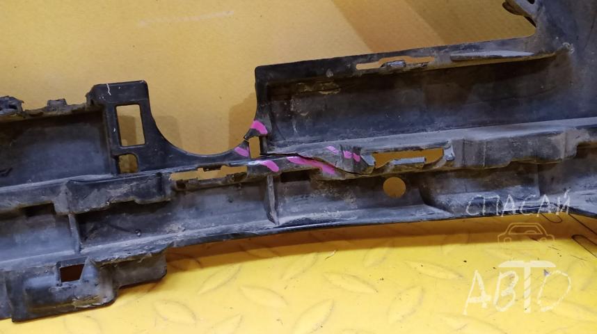 Volkswagen Touareg II Бампер передний