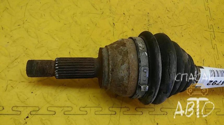 Ford Fiesta II Полуось передняя (привод)