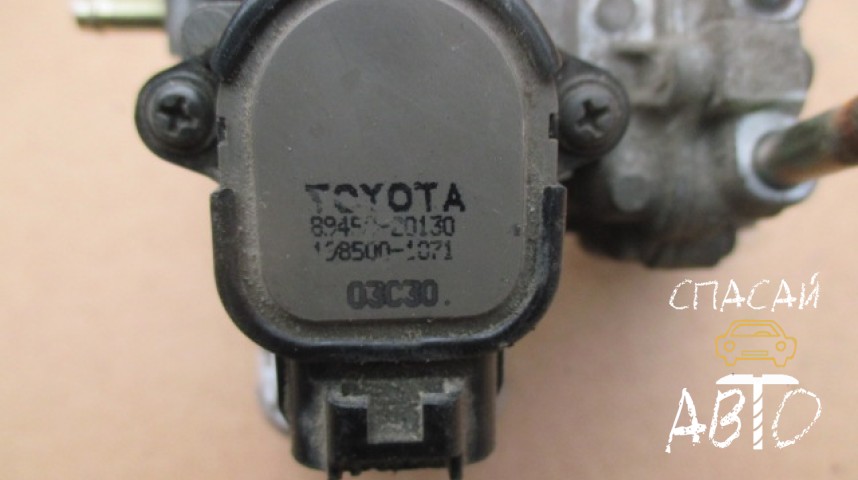 Toyota Yaris Заслонка дроссельная механическая