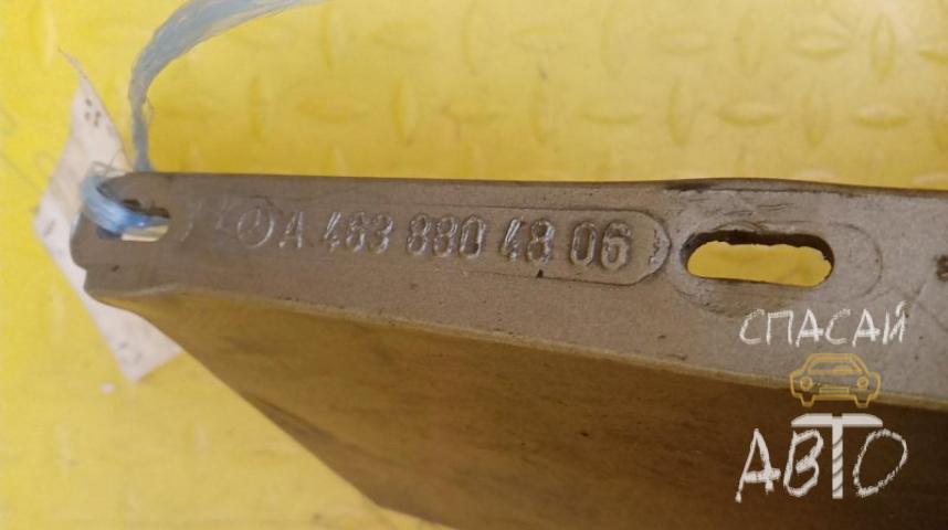 Mercedes-Benz W463 G-klasse Накладка крыла