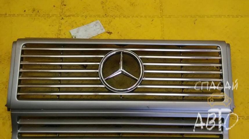 Mercedes-Benz W463 G-klasse Решетка радиатора