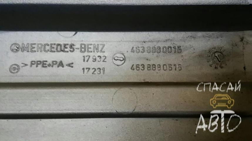 Mercedes-Benz W463 G-klasse Решетка радиатора