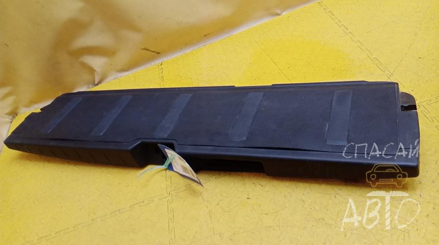 Mitsubishi Outlander XL (CW) Обшивка багажника