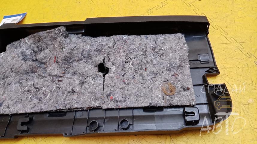 Mitsubishi Outlander XL (CW) Обшивка багажника