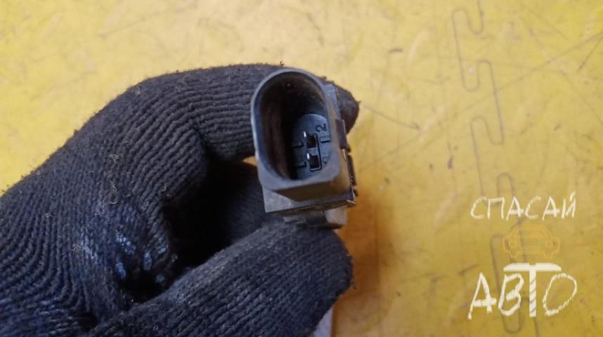 Audi A4 (B5) Датчик AIR BAG