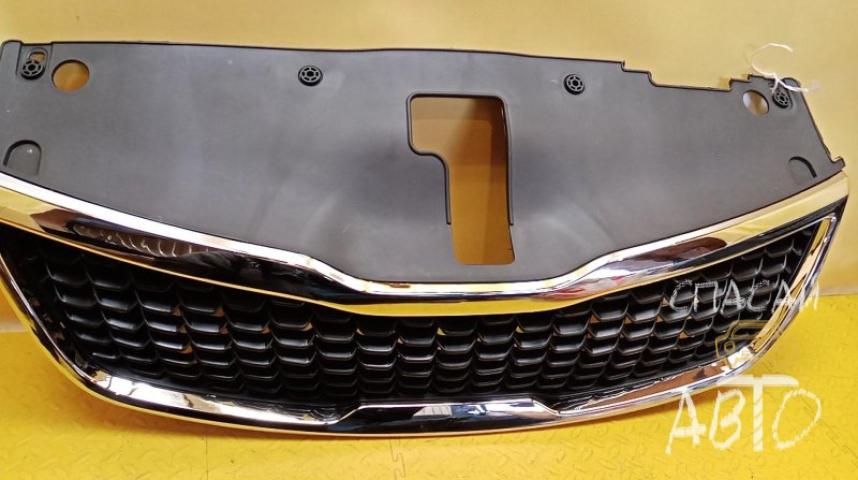KIA RIO III Решетка радиатора