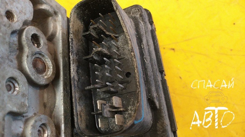 Toyota Corolla E12 Блок ABS (насос) - OEM 8954112142