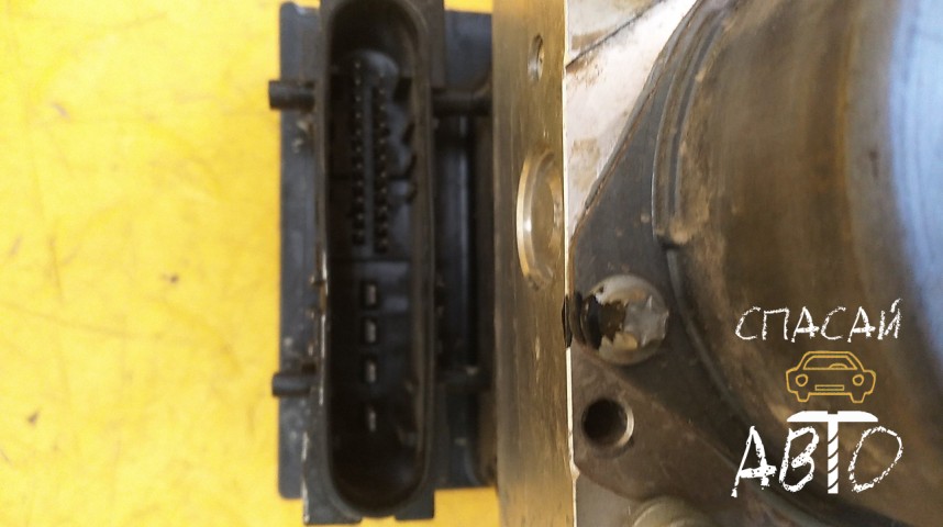 Nissan Almera (G15) Блок ABS (насос) - OEM 476604621R