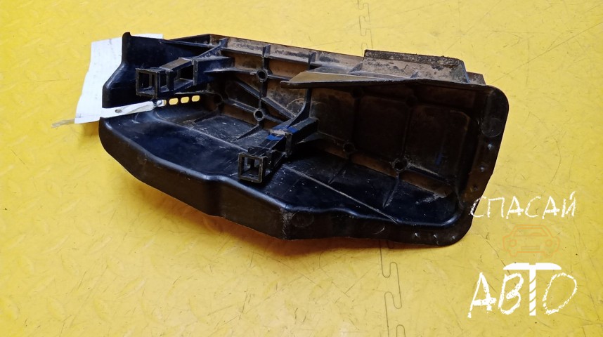 Toyota Land Cruiser (100) Накладка (кузов внутри) - OEM 5819062120