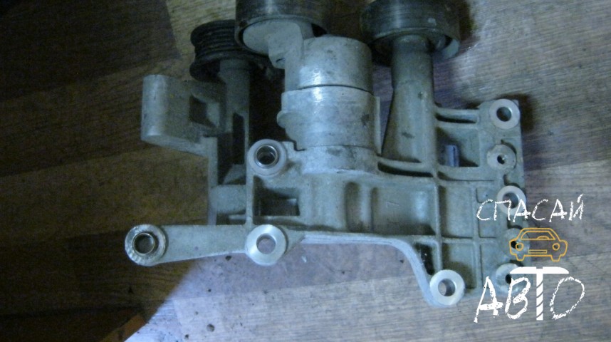 KIA Sportage III Кронштейн двигателя - OEM 252802G110