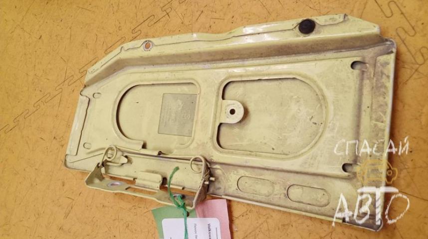 Volkswagen Crafter Лючок бензобака