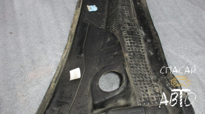 Nissan Almera N16 Жабо - OEM 66862BN010