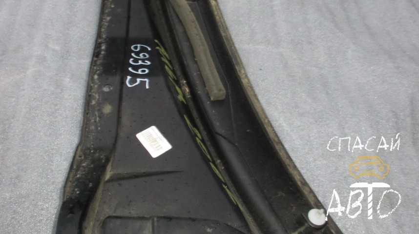 Nissan Almera N16 Жабо - OEM 66862BN010