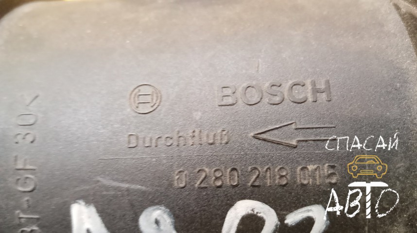 Audi A8 (4D) Расходомер воздуха (массметр)