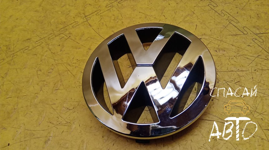 Volkswagen Touareg I Эмблема - OEM 7L6853601A