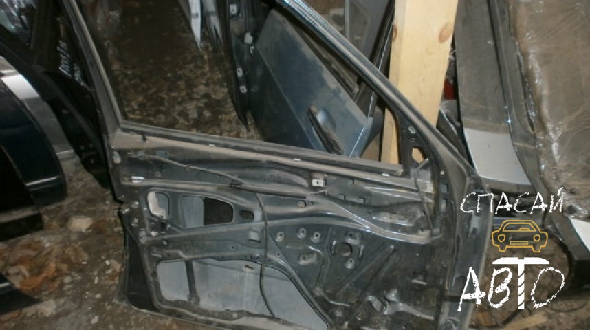 Mercedes-Benz W124 Петля двери передней левой верхняя