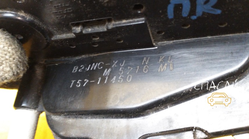 Nissan Almera (G15) Замок двери передней правой - OEM 805004AA0C