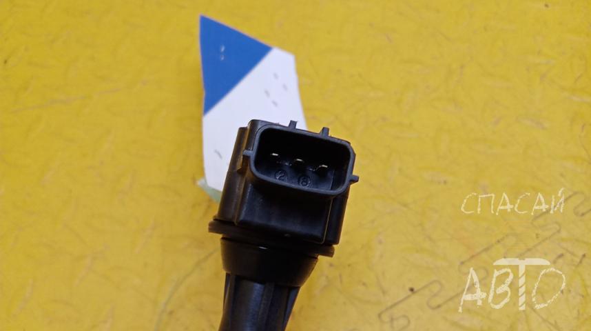 Nissan Primera P12E Катушка зажигания