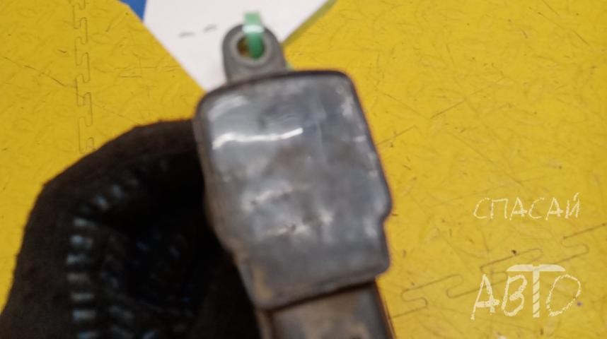 Nissan Primera P12E Катушка зажигания