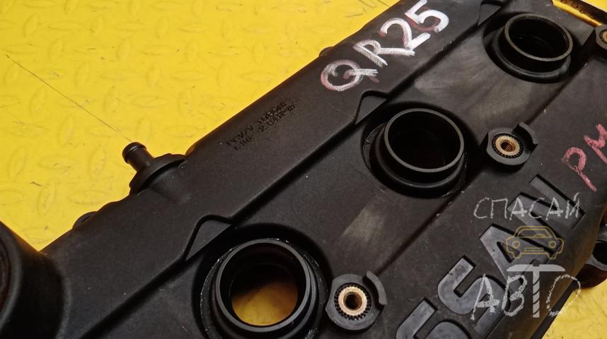 Nissan Primera P12E Крышка двигателя