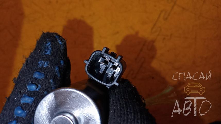 Nissan Primera P12E Клапан электромагнитный