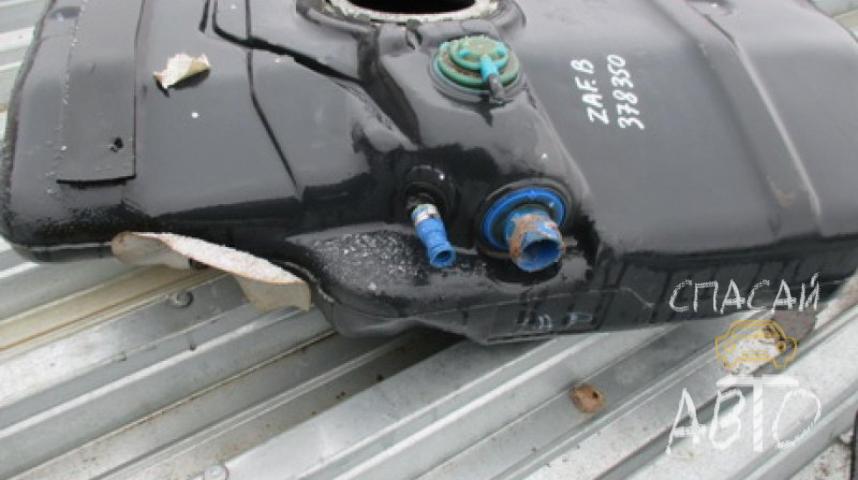 Opel Zafira B Бак топливный