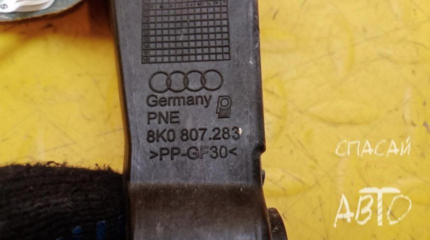 Audi A4 (B8) Кронштейн переднего бампера