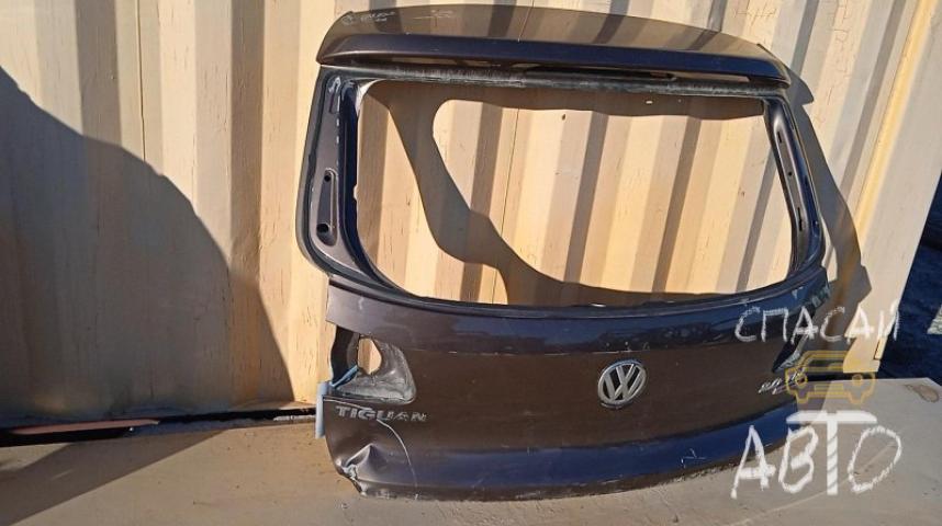 Volkswagen Tiguan Дверь багажника