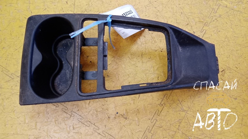 Seat Ibiza V Подстаканник - OEM 6J0858331